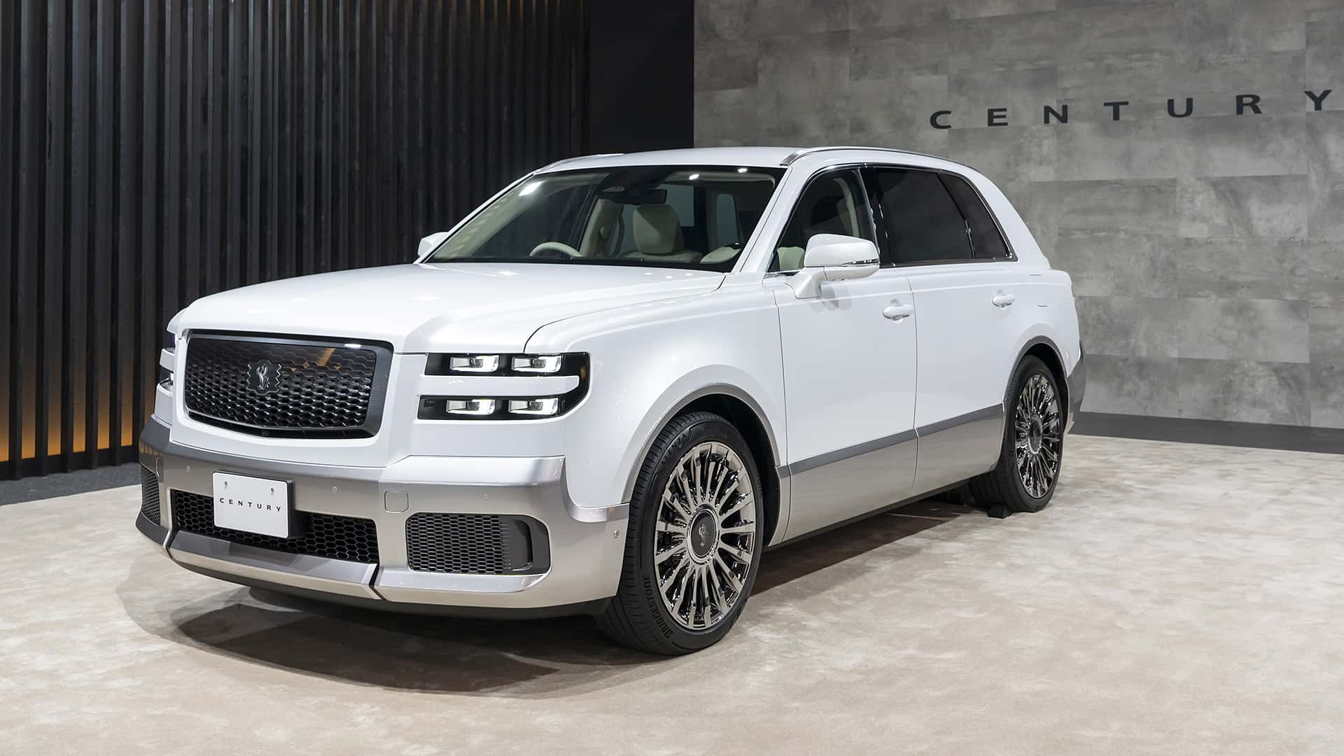 Toyota Century SUV